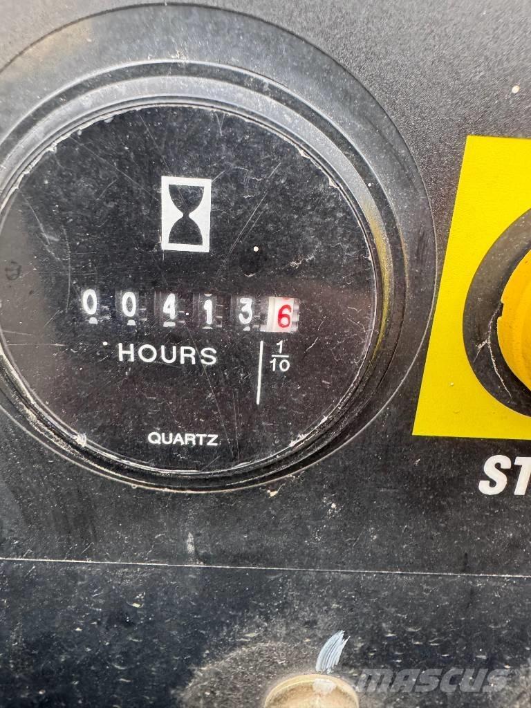 Genie GS 3369 RT 가위형 리프트