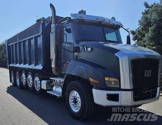 CAT CT 660 덤프 트럭