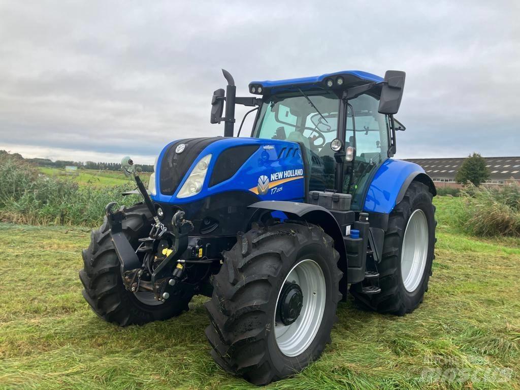 New Holland T7.225 트랙터