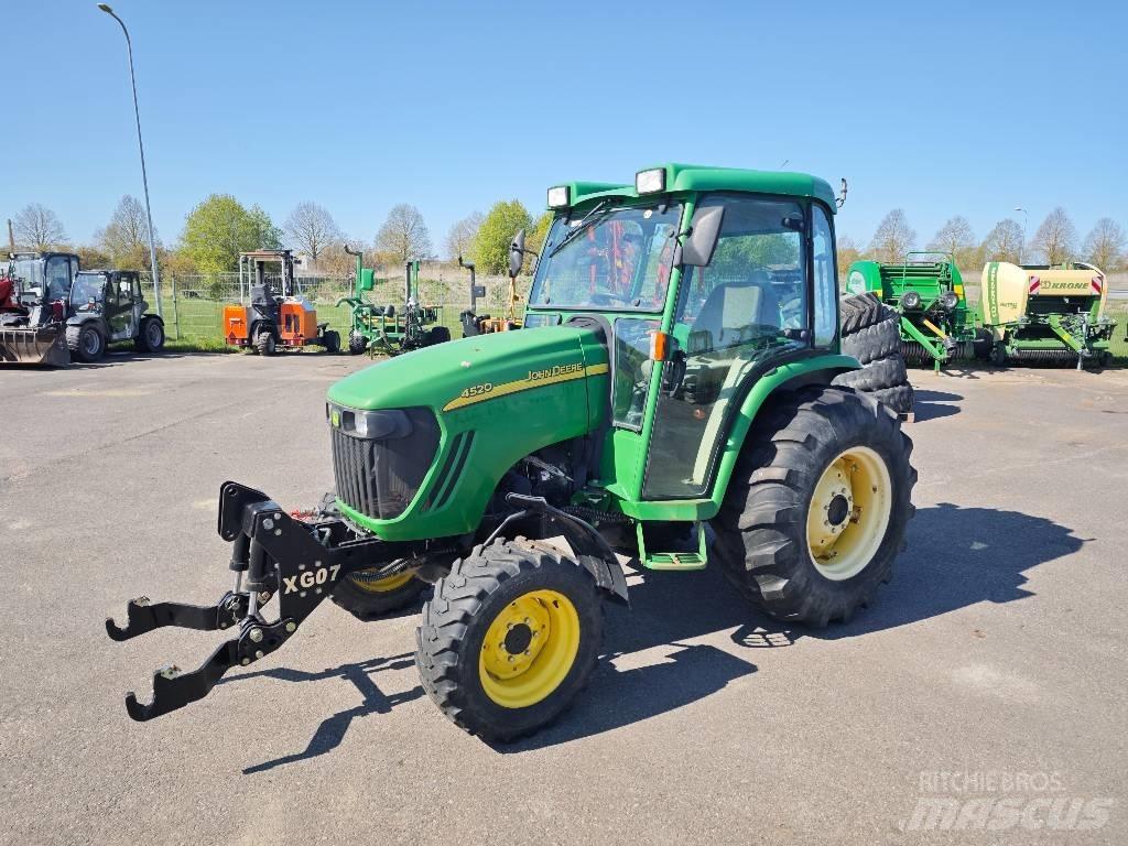 John Deere 4520 소형 트랙터