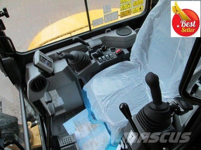 CAT 303.5 소형 굴삭기 7톤 미만