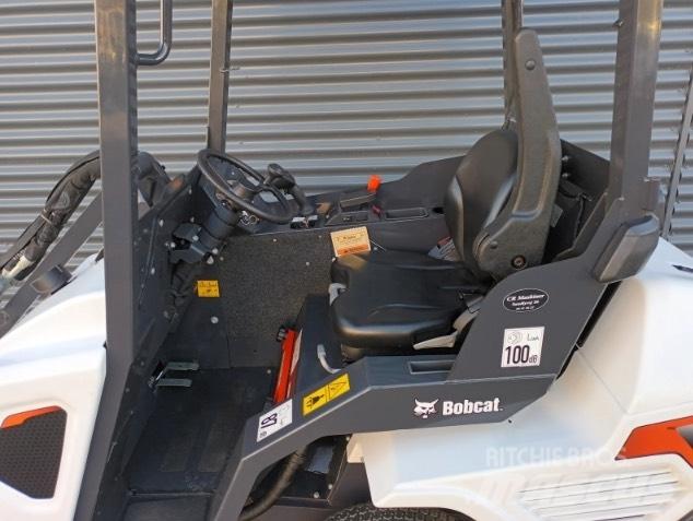 Bobcat l23 미니 로더