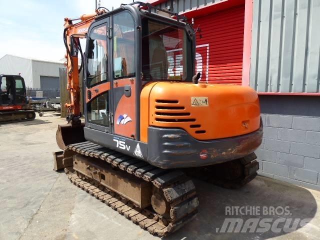 Doosan Solar 75 V 중형굴삭기 7톤-28톤