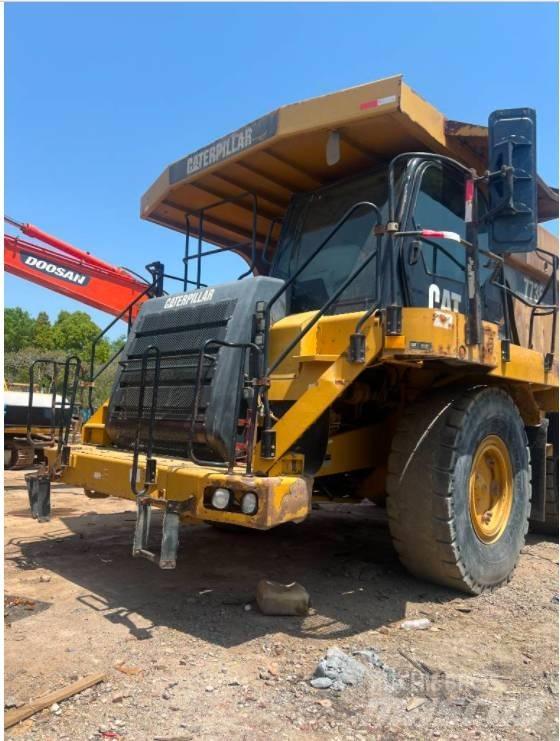 CAT 773 D 초대형 덤프 트럭