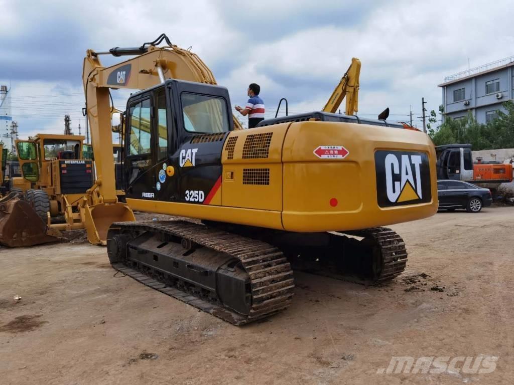CAT 325 D L 대형 굴삭기 29톤 이상