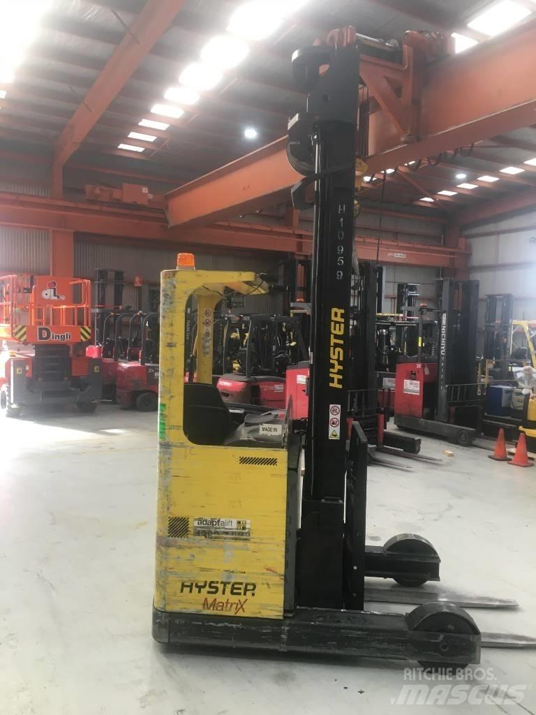Hyster R1.6 리치 트럭