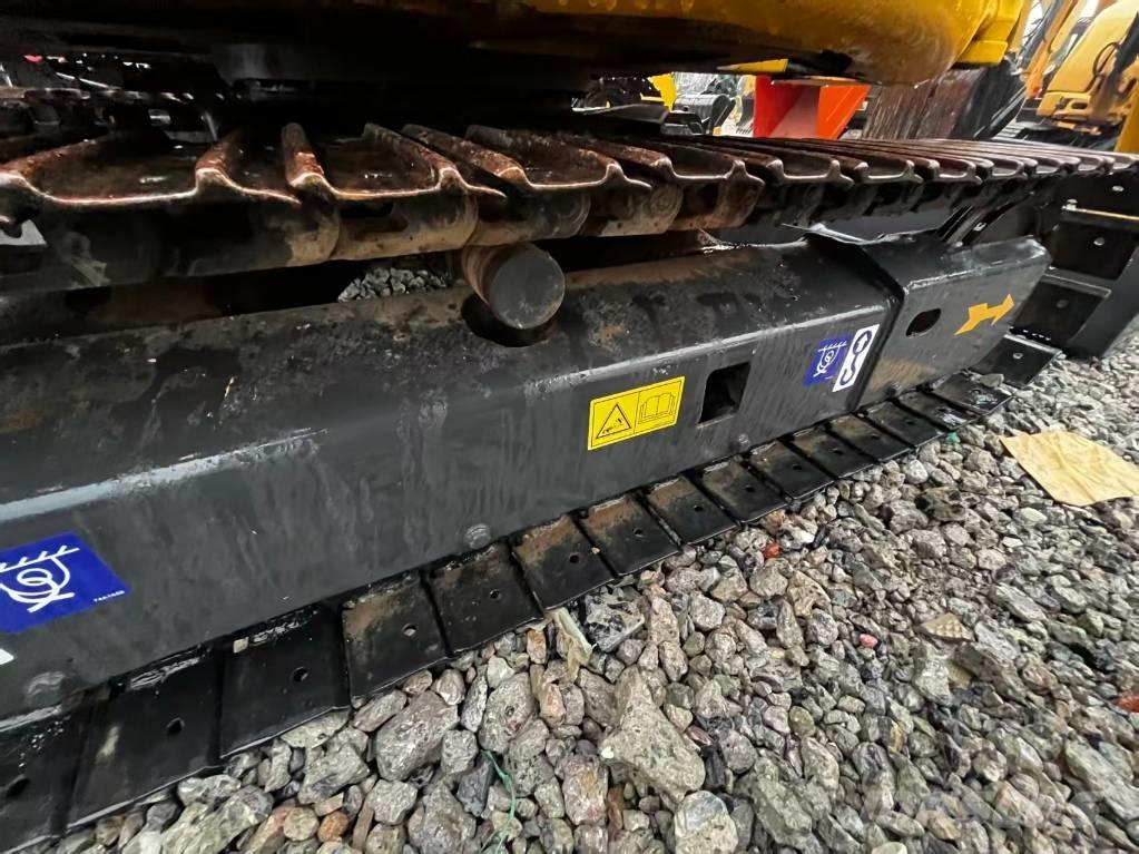 Komatsu PC 35 MR 소형 굴삭기 7톤 미만