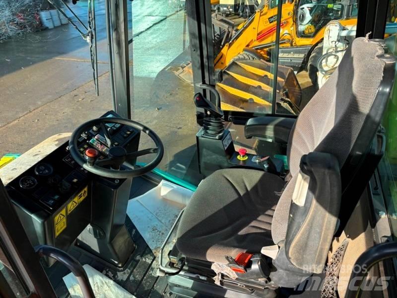 Ammann ASC 110 싱글 드럼 롤러