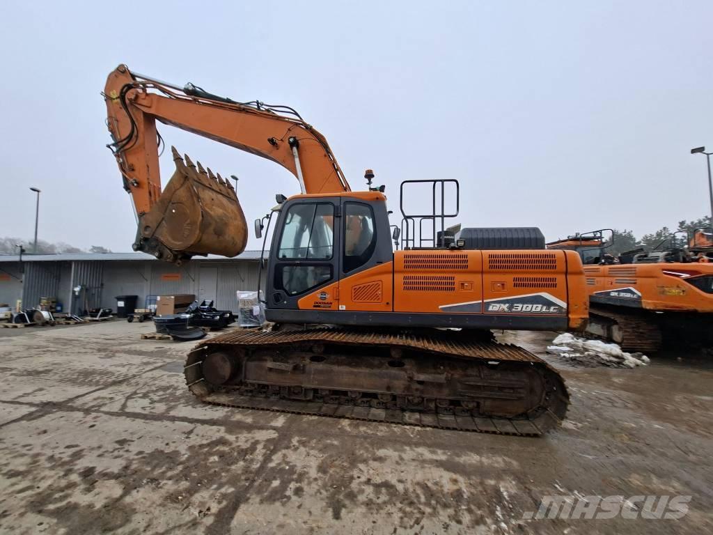 Doosan DX 300 LC-7 대형 굴삭기 29톤 이상