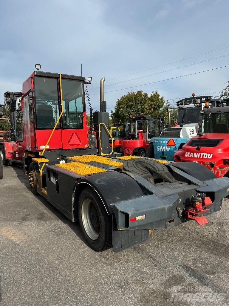 Kalmar T2 견인 트럭