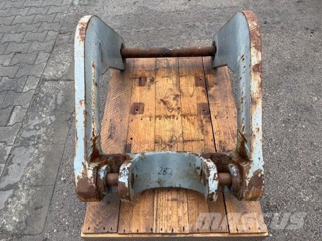Liebherr BUCKET LINK 버켓