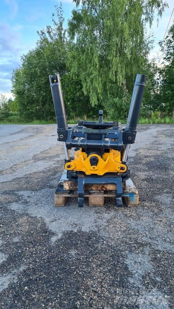 Engcon EC 20 로테이터