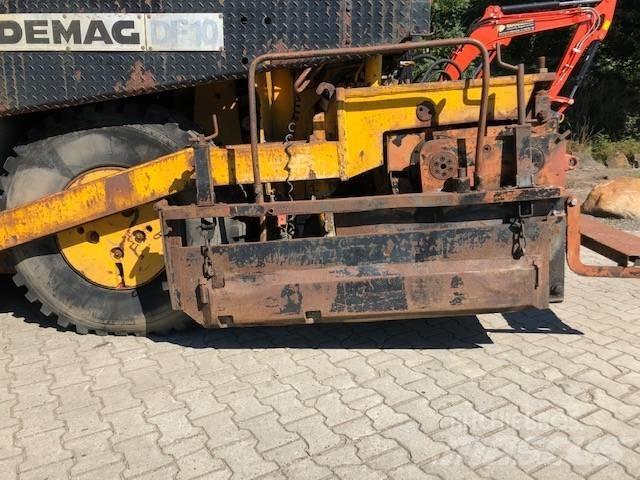 Demag DF 10 아스팔트 포장장비