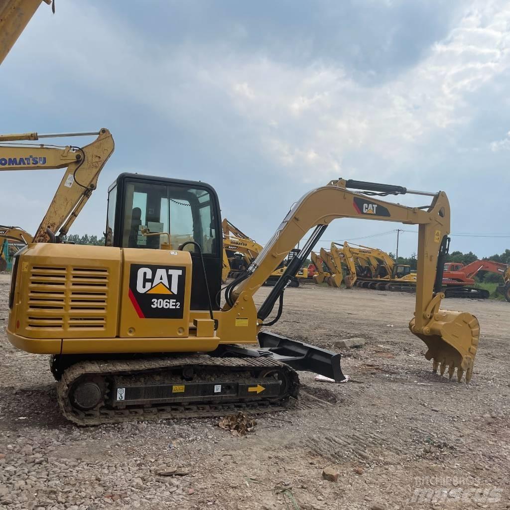 CAT 306E2 소형 굴삭기 7톤 미만