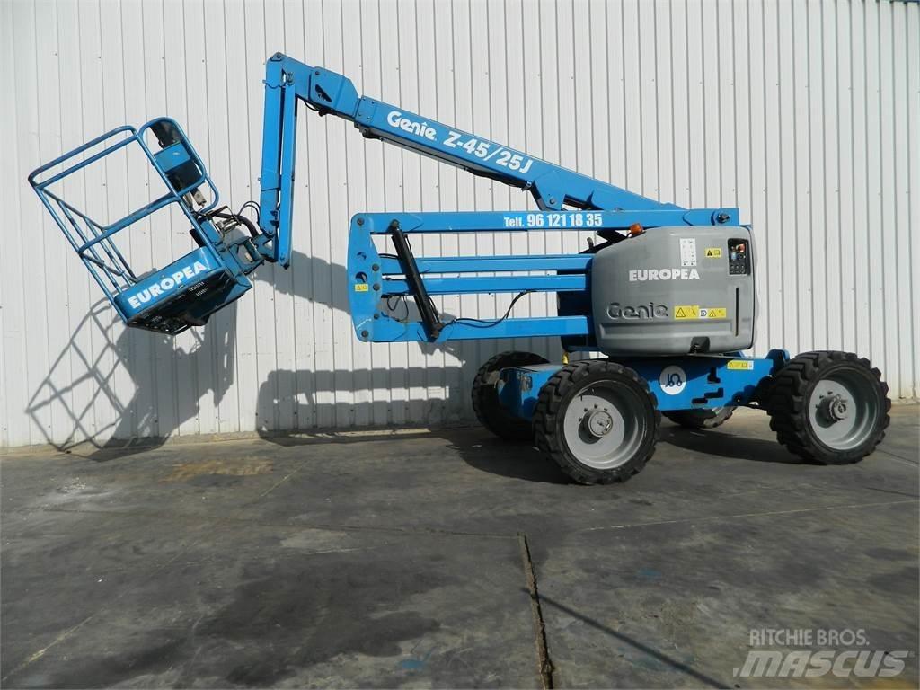 Genie Z45 25J 관절형 전동이동 리프트
