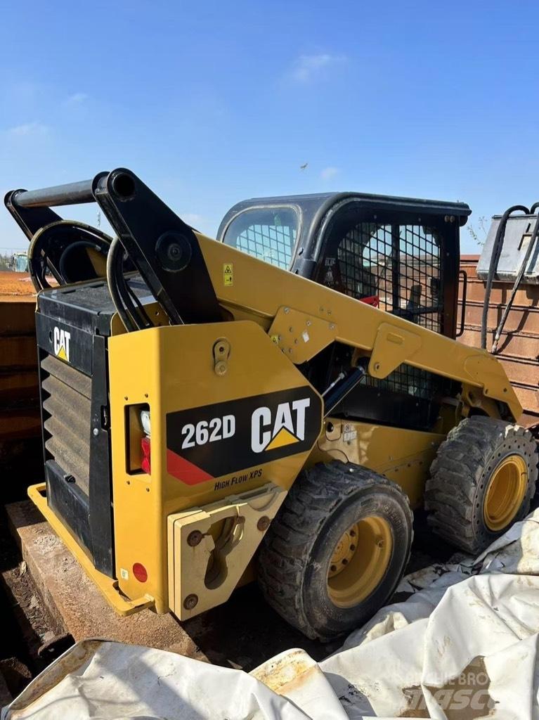 CAT 262 D  스키드로더