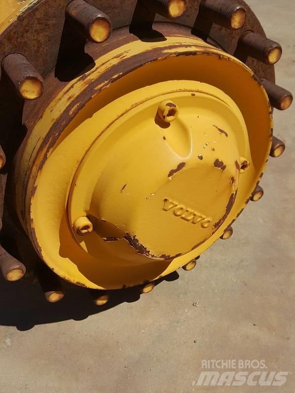 Volvo L90E 차축