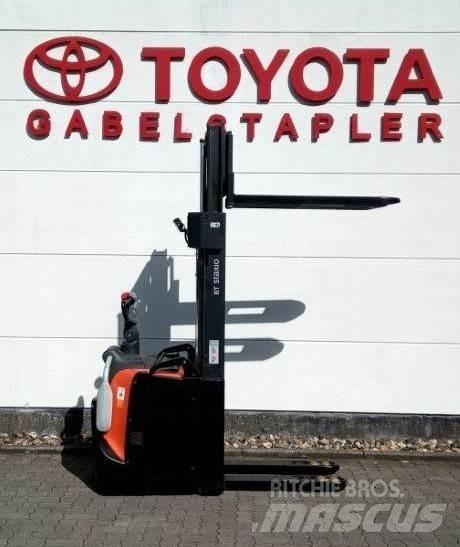 Toyota SPE140L 포크리프트