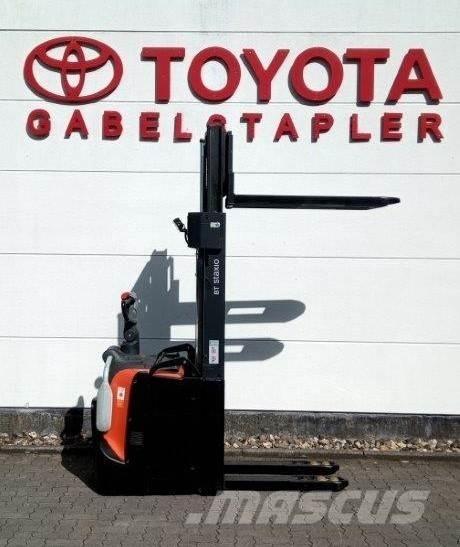 Toyota SPE140L 포크리프트