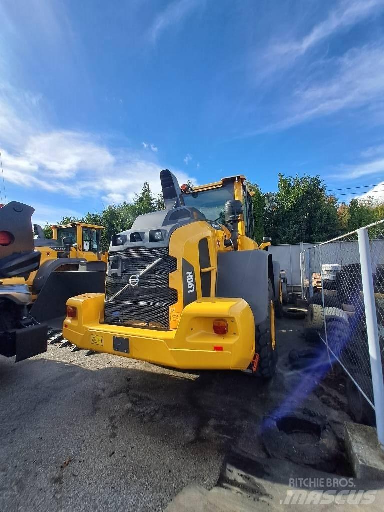 Volvo L90H  휠로우더