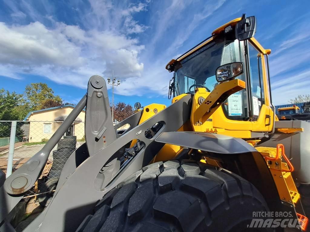 Volvo L90H  휠로우더