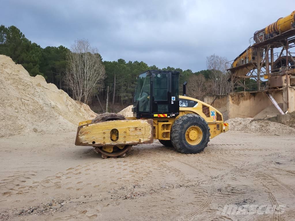 CAT CP74 싱글 드럼 롤러