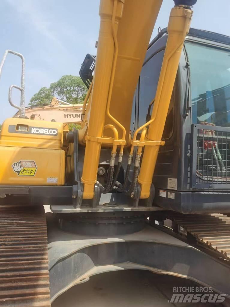 Kobelco SK 200 대형 굴삭기 29톤 이상