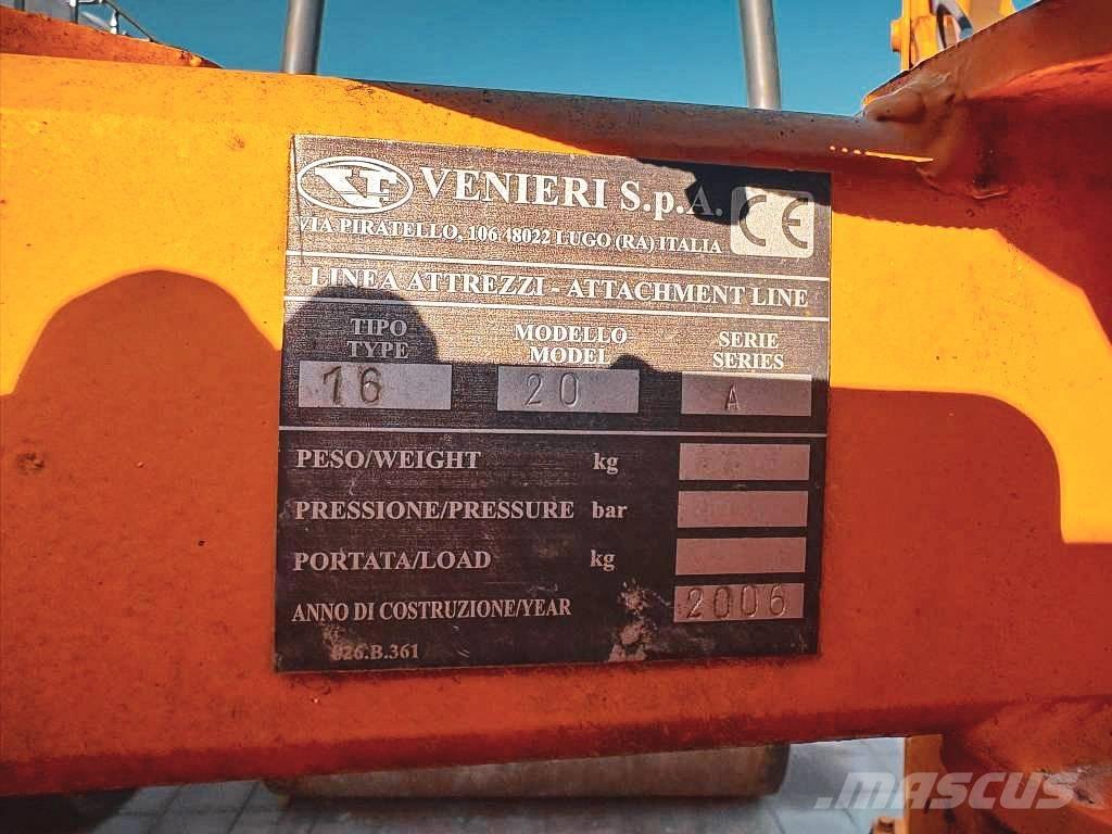 Venieri VL 10.23C 백호로더