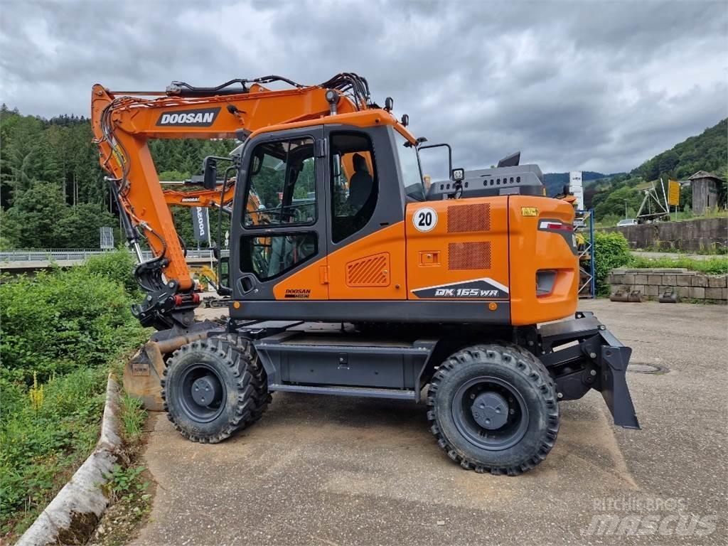 Doosan DX165WR-7  휠 굴삭기