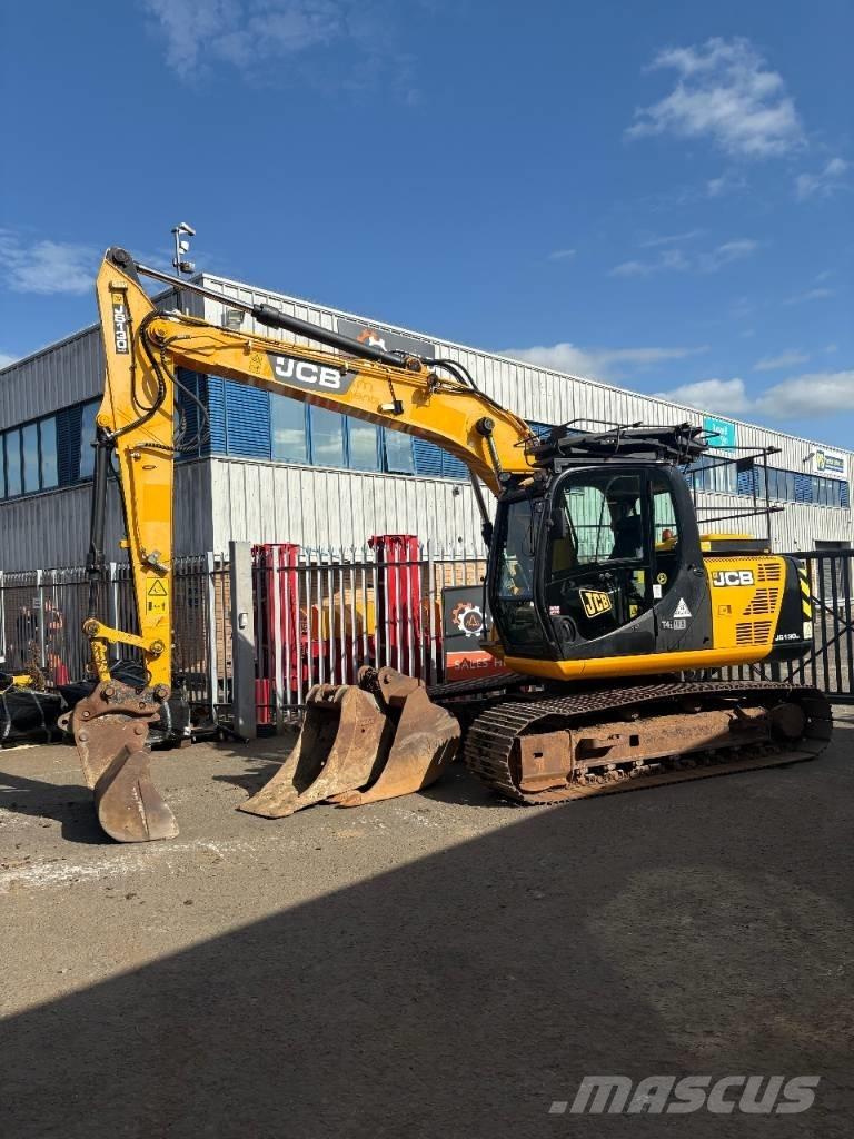 JCB JS 130 LC 대형 굴삭기 29톤 이상