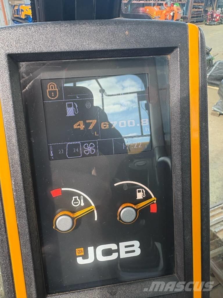 JCB JS 130 LC 대형 굴삭기 29톤 이상