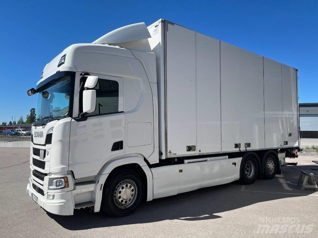Scania R450B6X2*4NB 온도 조절식 트럭