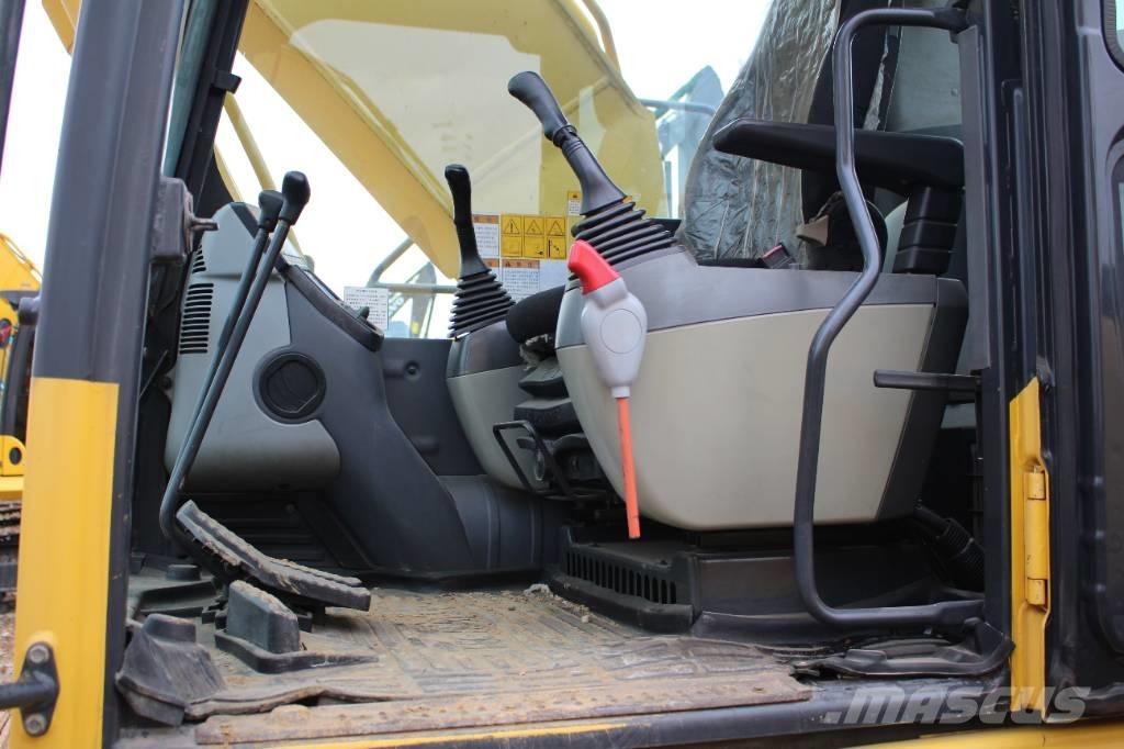 Komatsu PC 240 LC-8 대형 굴삭기 29톤 이상