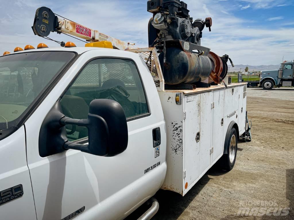Ford F 550 SD 시립/다목적 차량