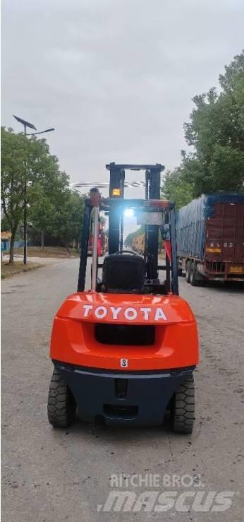 Toyota FD 50 디젤 지게차