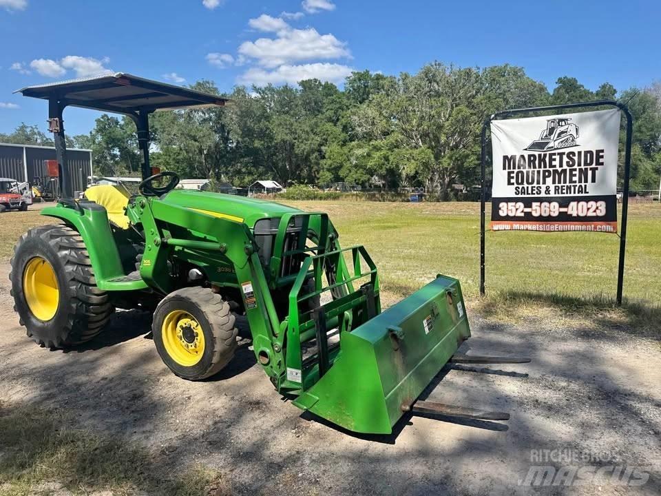 John Deere 3038 E 트랙터