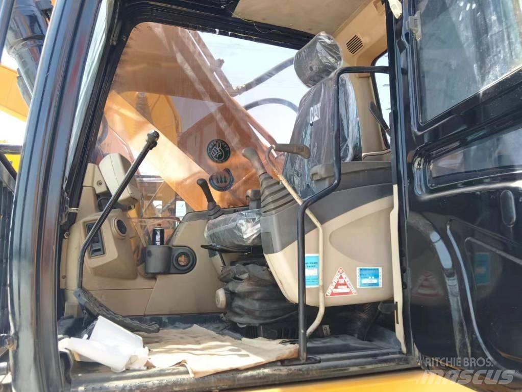 CAT 330 대형 굴삭기 29톤 이상