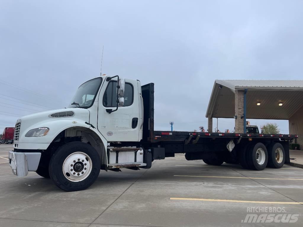 Freightliner M 106 플랫베드/드롭사이드 트럭