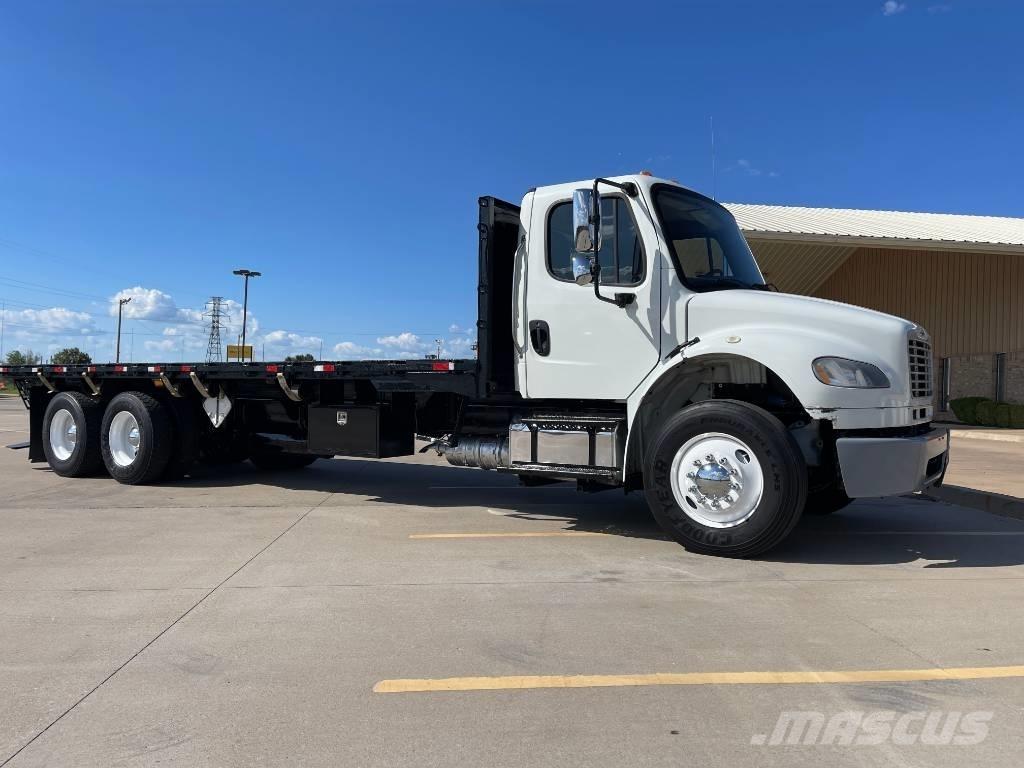 Freightliner M 106 플랫베드/드롭사이드 트럭