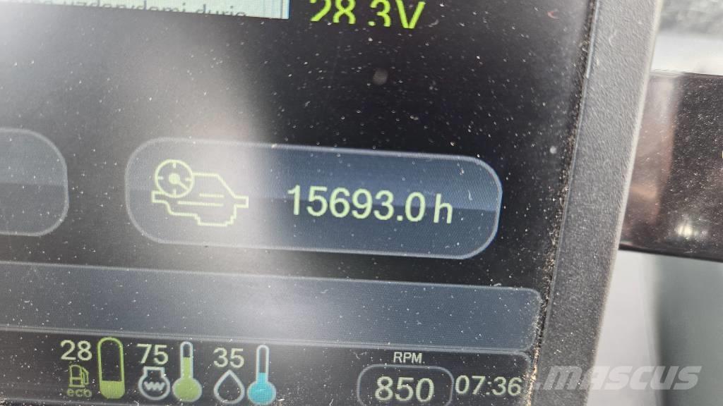 Komatsu 855 원목 포워더