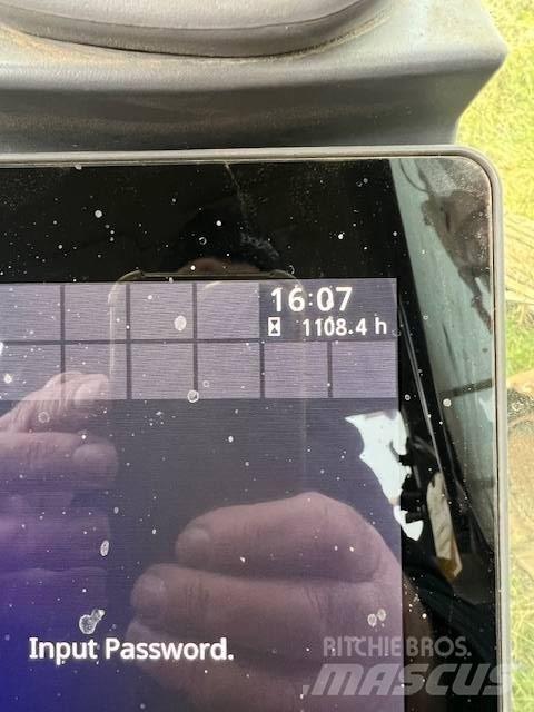 Hitachi ZX225US-7 대형 굴삭기 29톤 이상