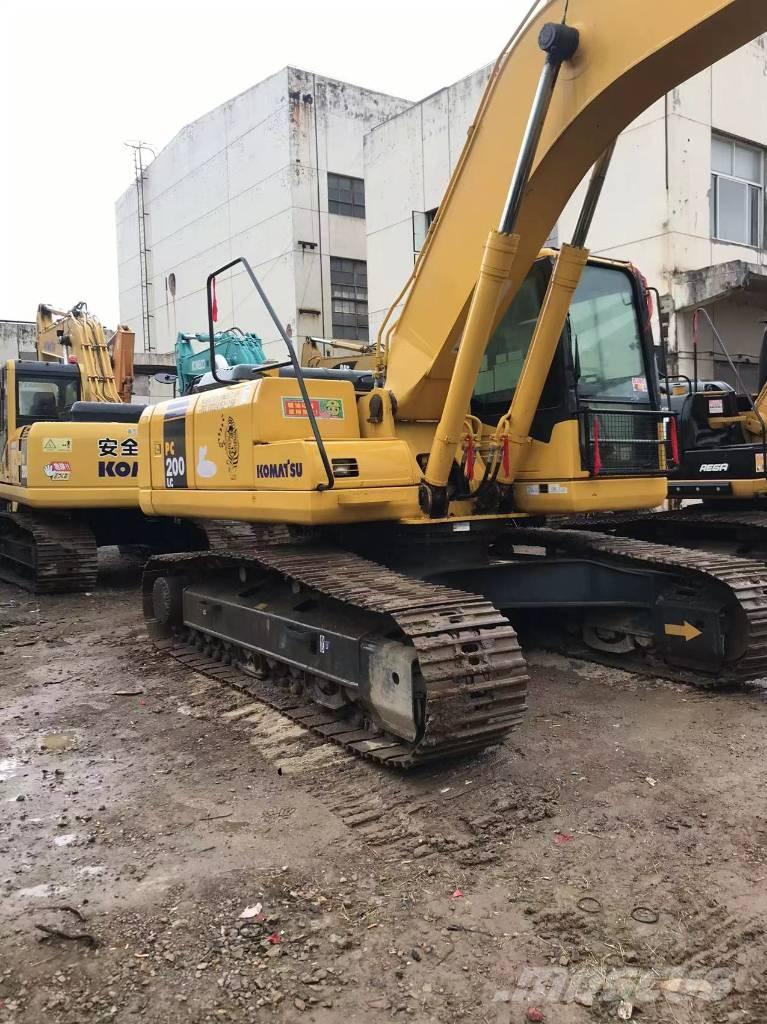 Komatsu PC 200-7 대형 굴삭기 29톤 이상
