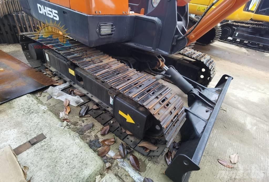 Doosan DH55 대형 굴삭기 29톤 이상