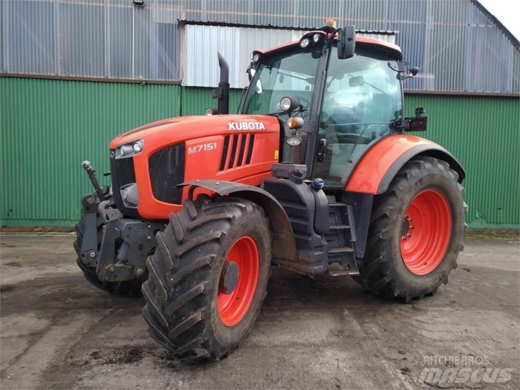Kubota M7151 트랙터