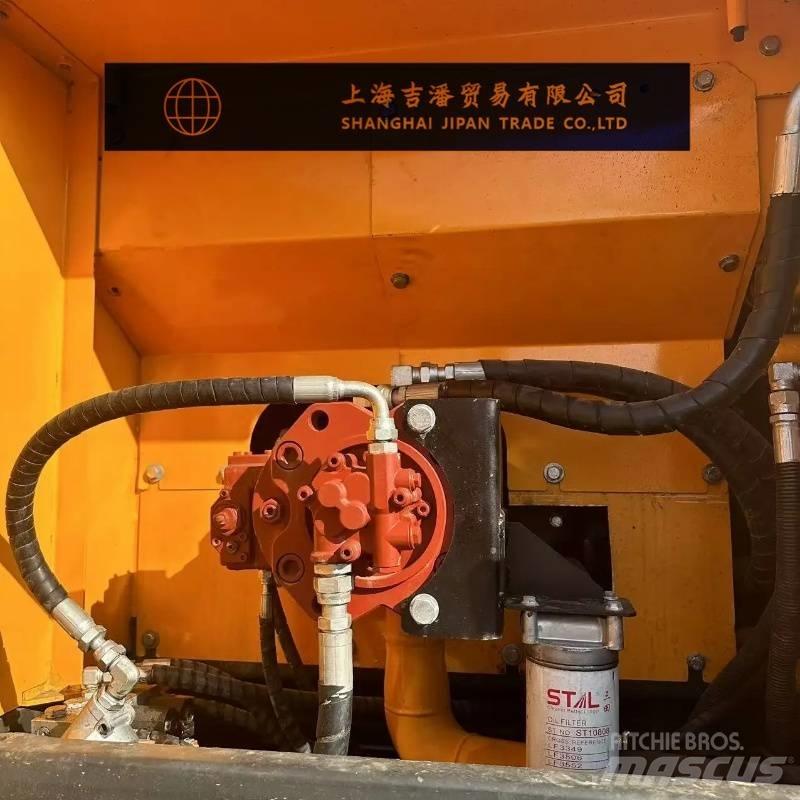 Hyundai R225 대형 굴삭기 29톤 이상