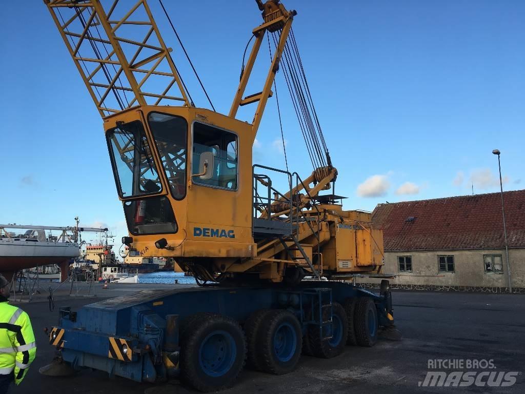 Demag MC 300RQ 해상크레인 선박