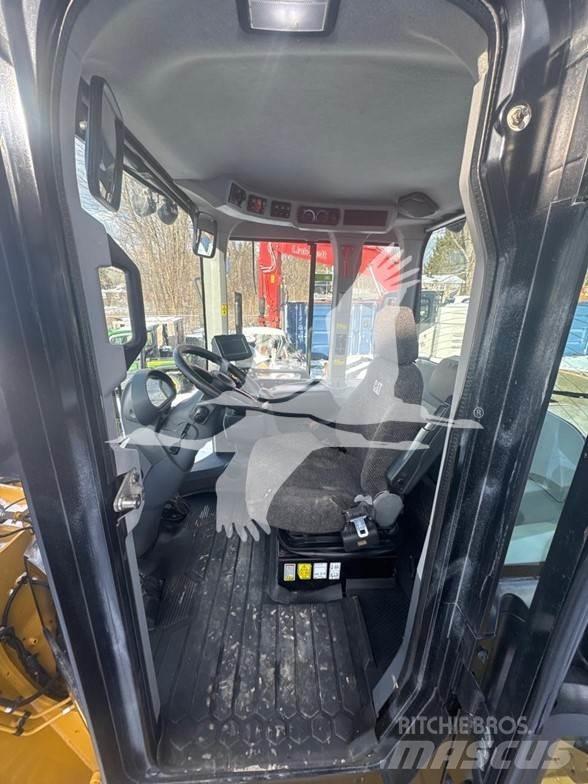 CAT 938M  휠로우더
