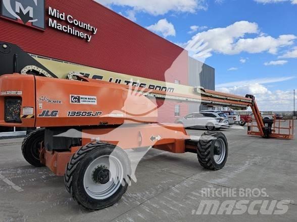 JLG 1350SJP 견인식 전동이동 리프트