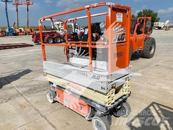 JLG 1930ES 가위형 리프트