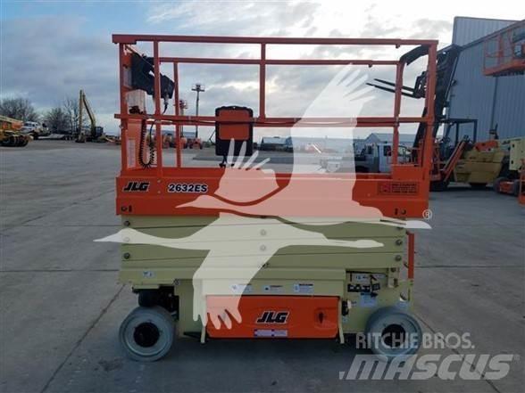 JLG 2632ES 가위형 리프트